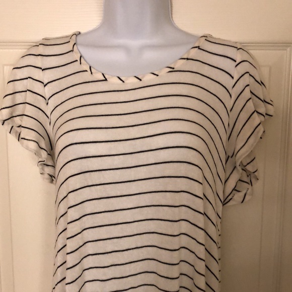 Flutter Sleeve Striped Boho Blouse - Picture 5 of 10